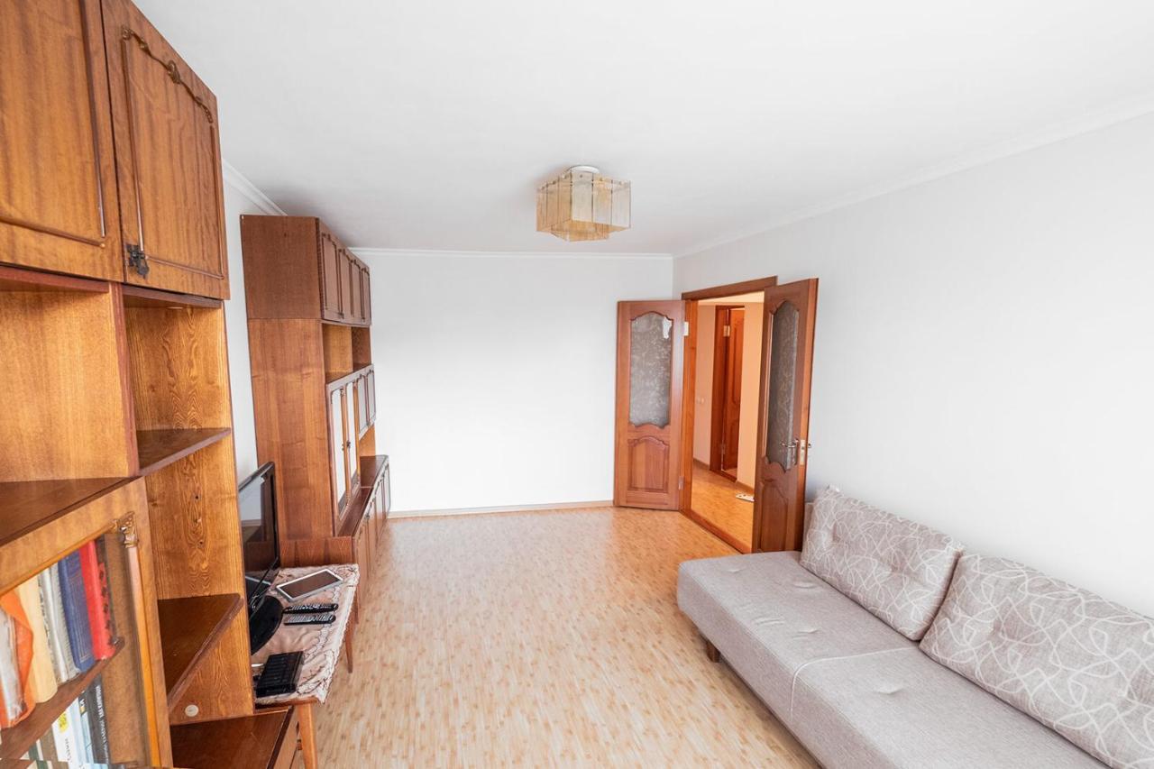 Apartment On Polevaya 44/12 Bohuslav Luaran gambar