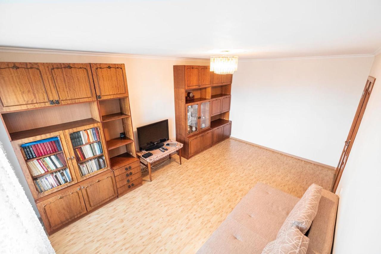 Apartment On Polevaya 44/12 Bohuslav Luaran gambar